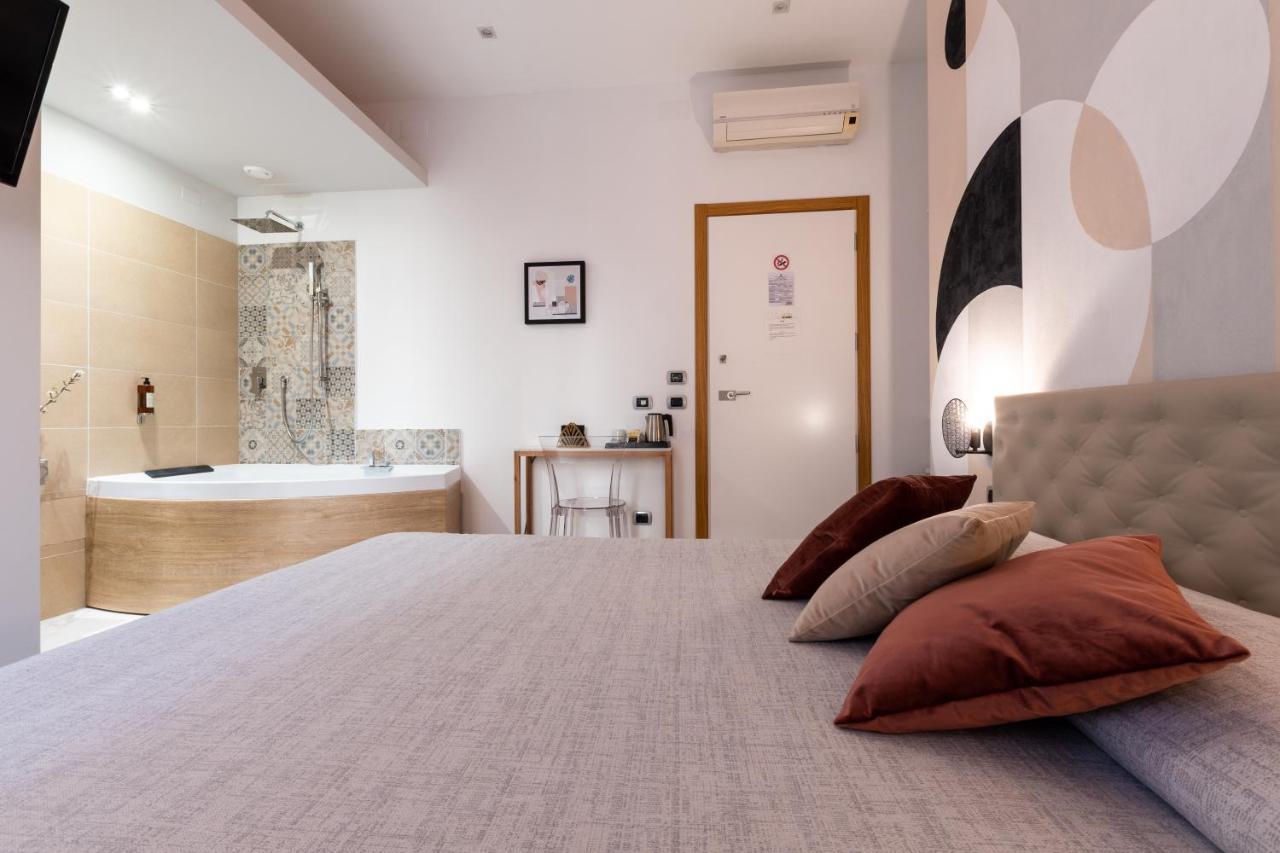 Lucenova Suite Guest-House Cagliari Exteriér fotografie